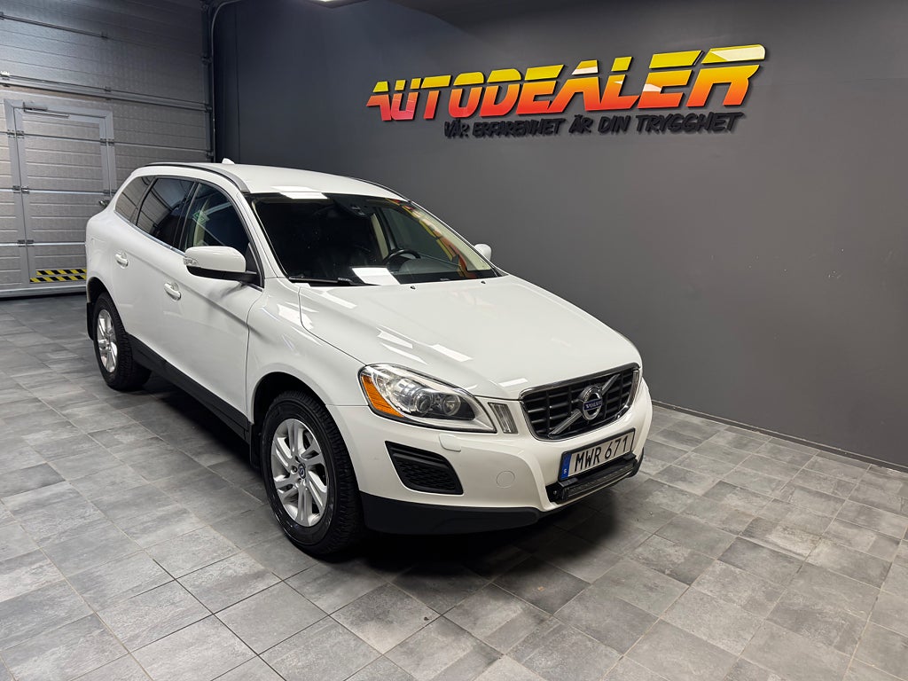 Volvo XC60 D4 AWD Geartronic Momentum 163HK