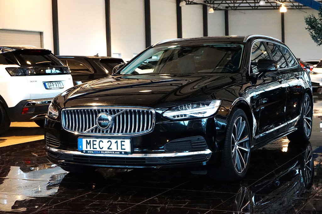 Volvo V90 Recharge T6 AWD AUT Momentum Facelift Kamera VOC 