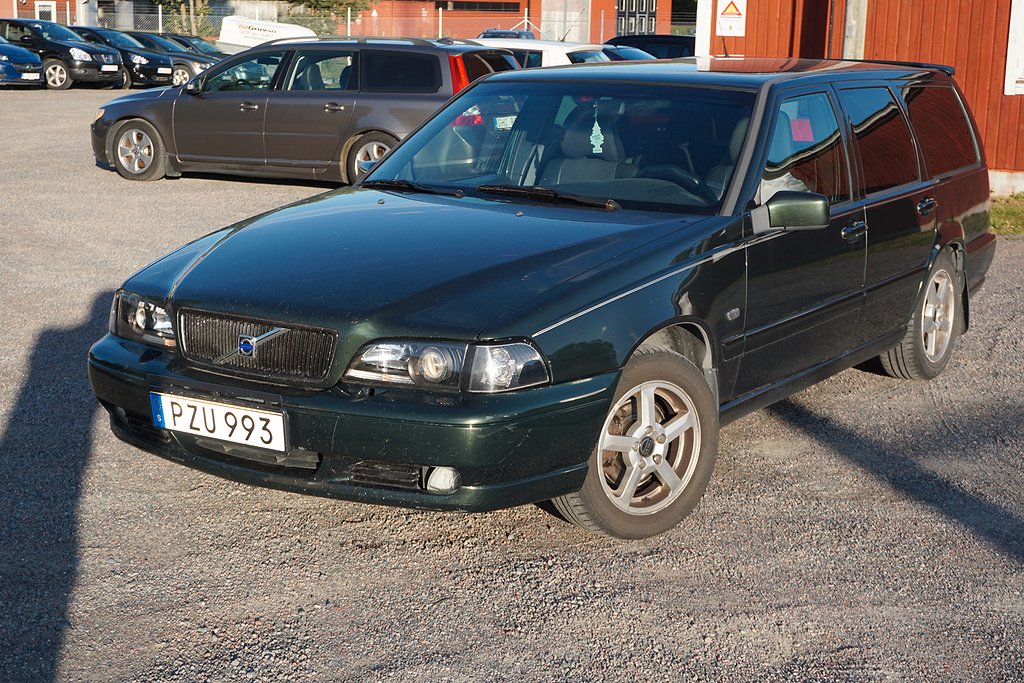 Volvo V70 2.4 GLT 21300mil