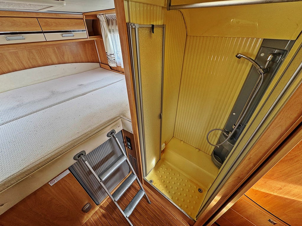 Dethleffs Globebus I 008 - 3500kg, Taksäng