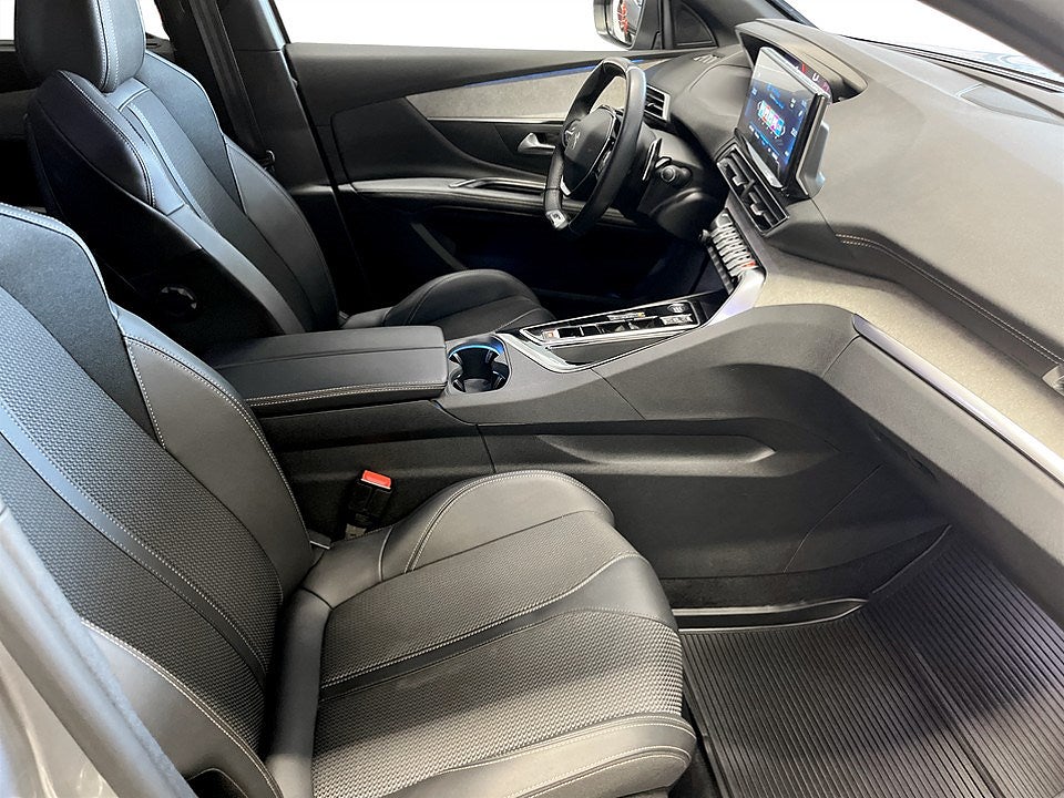 Bild på Peugeot 5008 GT 1.2 PT 130hk Aut - 7-SITS,B-KAMERA,CARPLAY