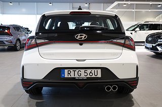 Halvkombi Hyundai i20 8 av 25