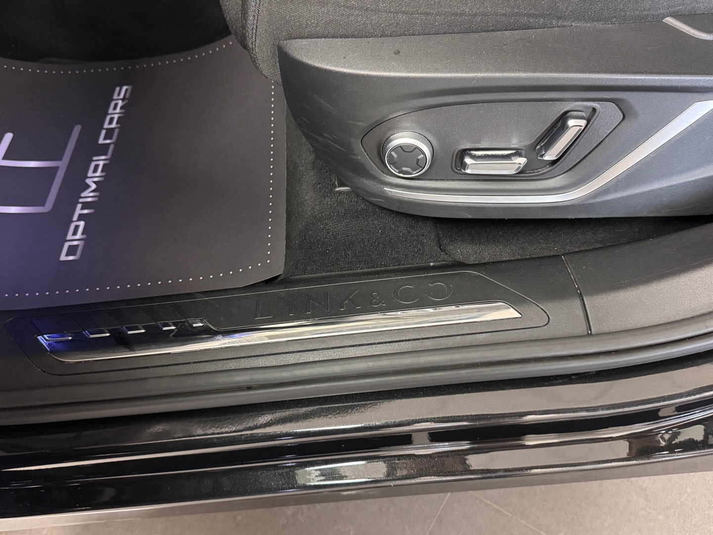 Lynk & Co 01 PHEV Akustik 360g 2023, bild 7/40