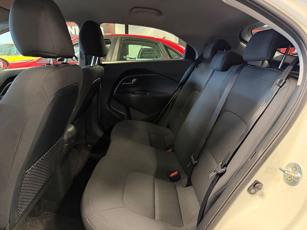 Kia Rio 2016 - miniatyr 23