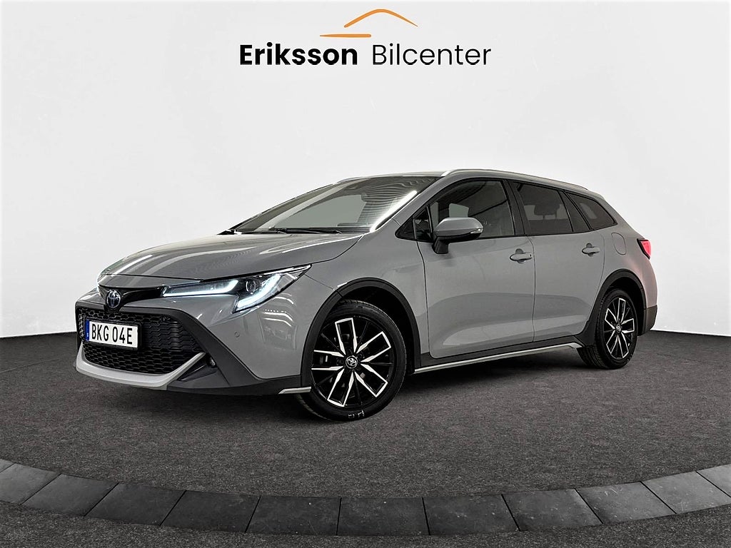 Toyota Corolla TREK Hybrid e-CVT Trek Navi/B-kam/Keyless/Euro 6