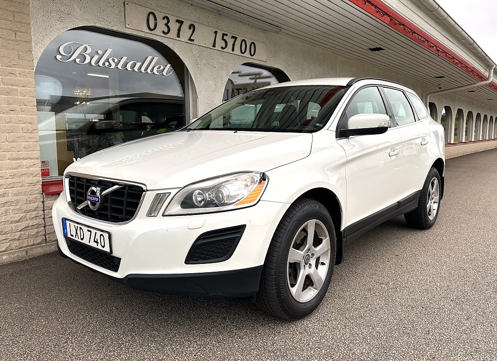 Volvo XC60 D4 Aut Geartronic *SÅLD* AWD Momentum