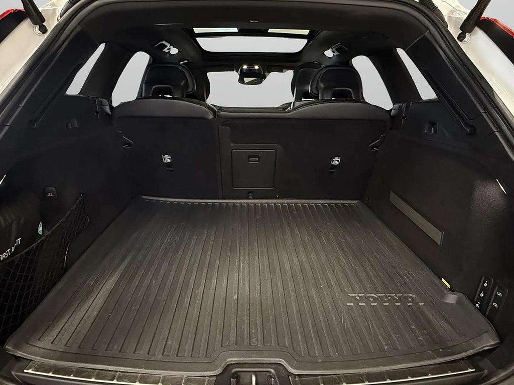 Volvo XC60 T8 Twin Engine AWD Geartronic R-Design  - miniatyr 16
