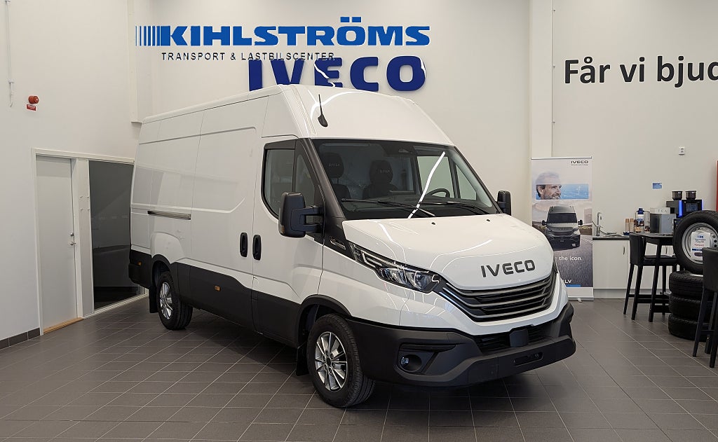 Iveco Daily | 35S18HA8V | 12m3 | 5 528 :-/mån