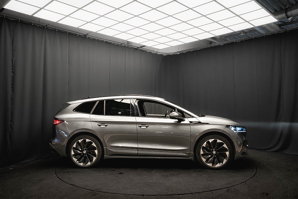 Skoda Enyaq 80x SPORTLINE CRYSTAL PANO DRAG 21' 360 HUD ELSTOL MOMS