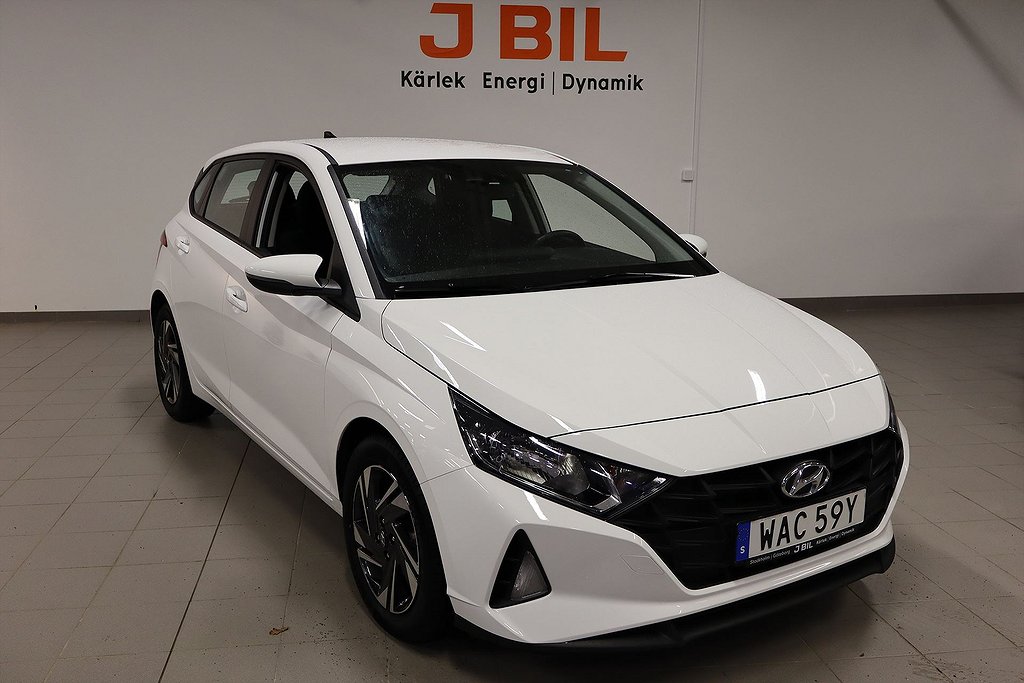 Hyundai i20 Essential 1.2 MPi 84hk Man - BACKKAMERA