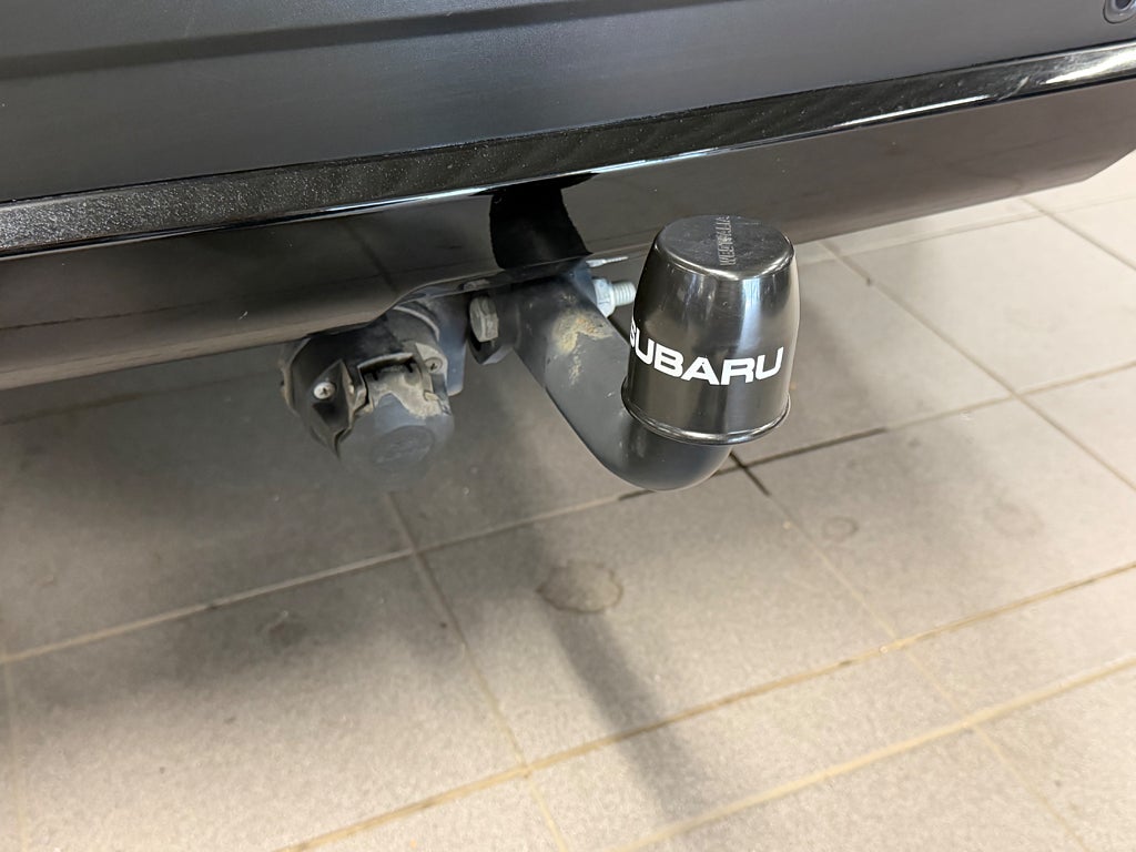 Subaru Outback 2.5 4WD XFuel Aut DRAG Värmare Adap-farth Låga skatten bild 15