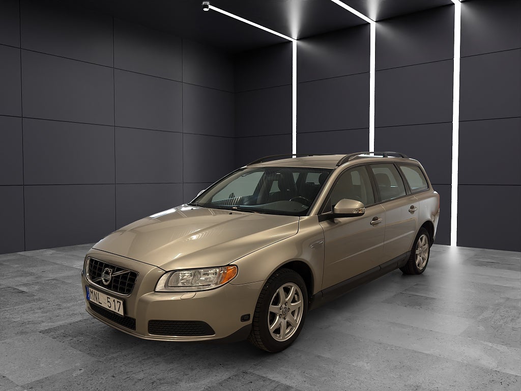 Volvo V70 2.0F Kinetic Euro 4|SERVAD|AC|DRAG|KAMKEDJA|