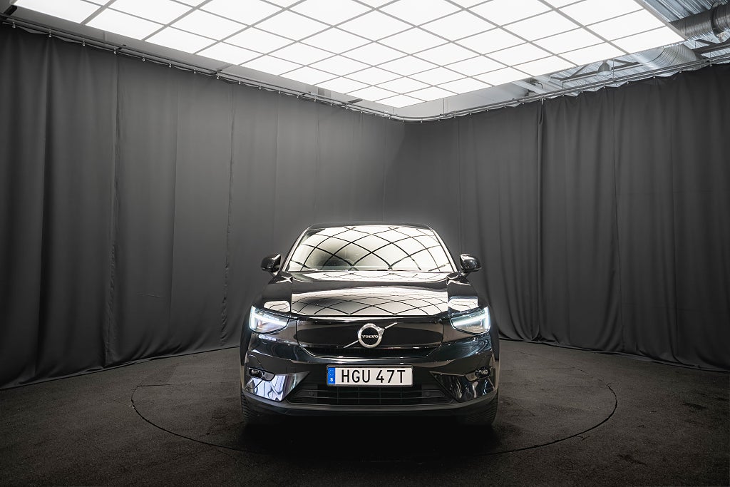Volvo C40 Recharge PLUS PILOT PANO DRAG KAMERA ELSTOL MOMS
