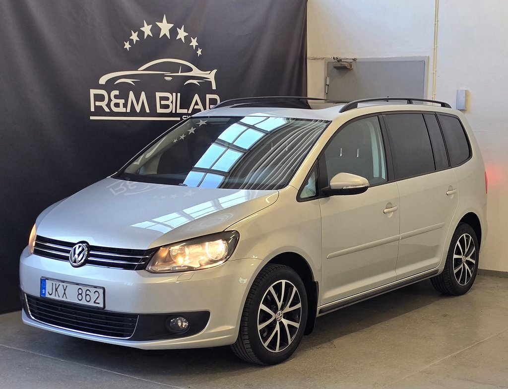 Volkswagen Touran 7-sits, Panorama, Ny Kamrem/Serv, Navi