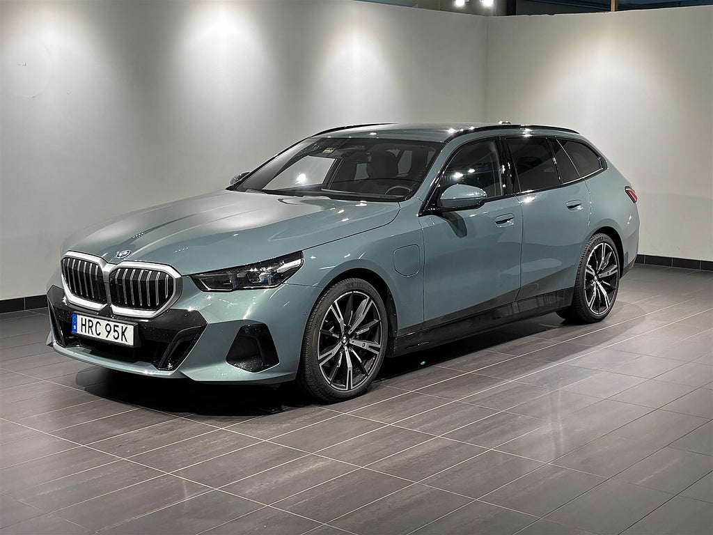 BMW 530e xDrive Touring M Sport Innovation H K Drag DAP 20 | Ränta 1,99%