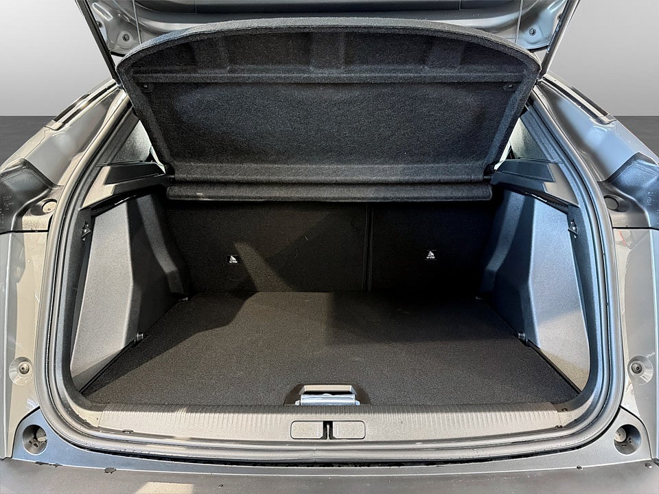Bild på Peugeot 2008 GT Hybrid Aut - DEMO