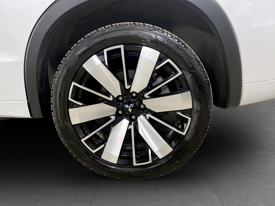 Bild på Mitsubishi Outlander Instyle PHEV 306hk Aut 4WD B-KAMERA NAVI