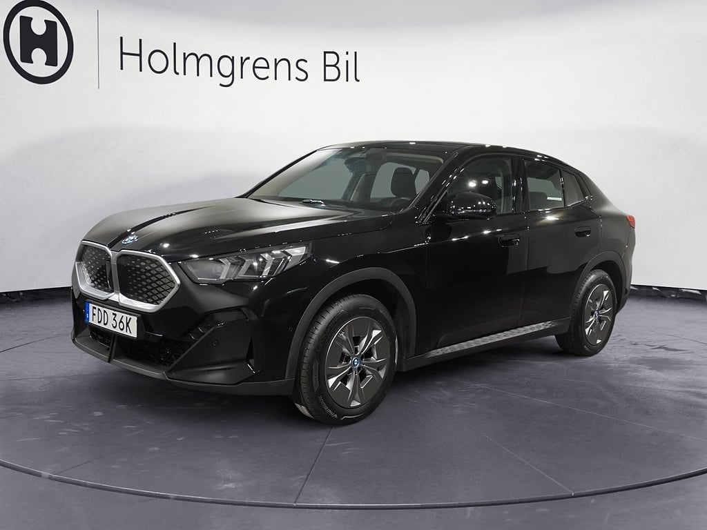 BMW iX2 xDrive30 3,65% ränta Navi Kamera PDC LED