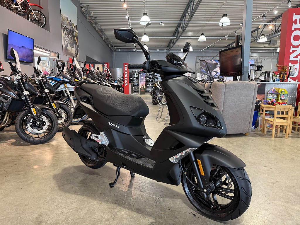 Peugeot Speedfight 4 Sportline Mad Black 