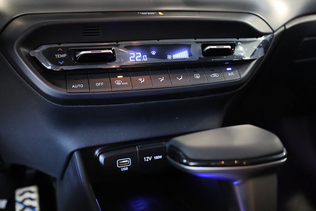 Hyundai Bayon 1.0 T-Gdi DCT Essential