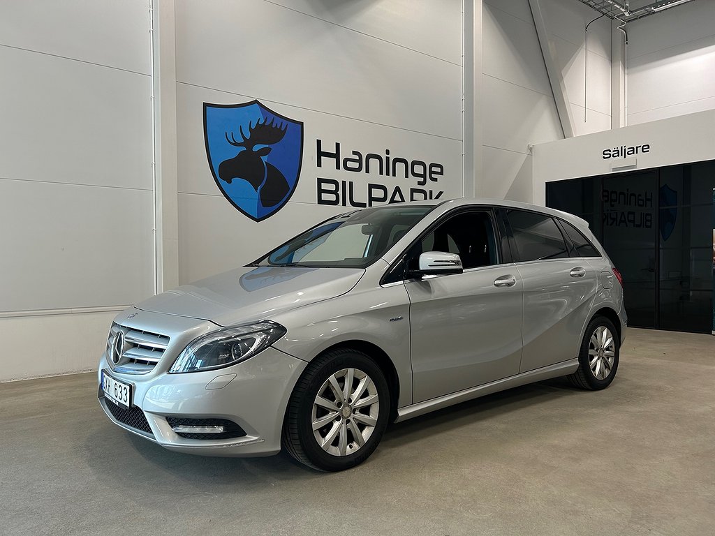 Mercedes-Benz B BlueEFFICIENCY SUPERDEAL 6,95%/AUTOMAT/FARTHÅLLARE