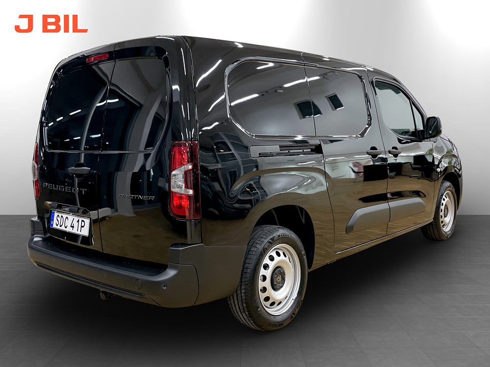 Bild på Peugeot Partner *EXTRA UTRUSTAD* 130hk AT8 L2 - DEMO