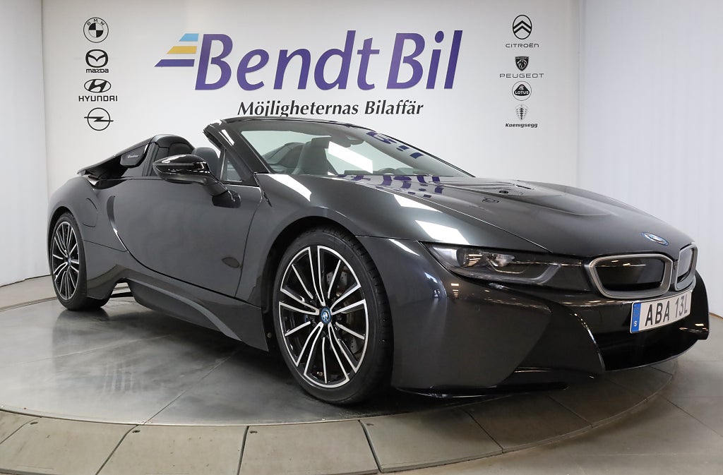 BMW i8 Roadster | HarmanKardon | BMW Laserlight