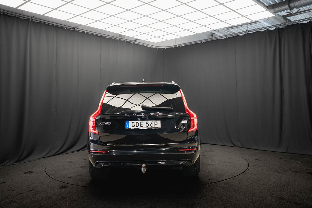 Volvo XC90 Recharge T8 AWD ULTIMATE DARK 7-sits B&W LUFT 22'' MOMS