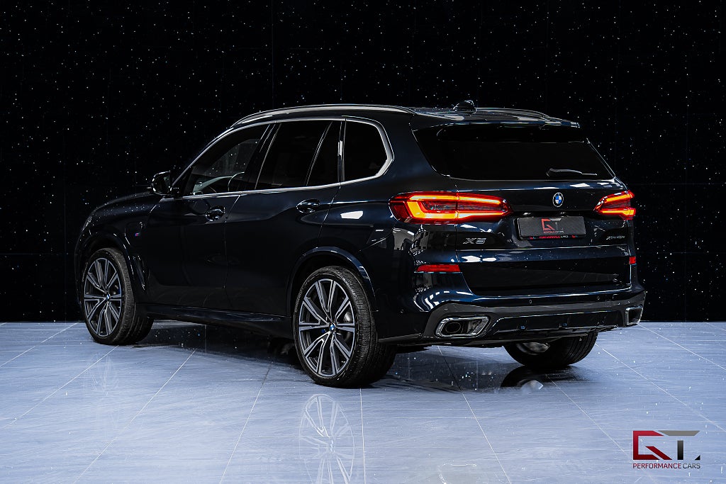 BMW X5 xDrive45e M-Sport 22" HuD Pano Sky H/K Laser DAP