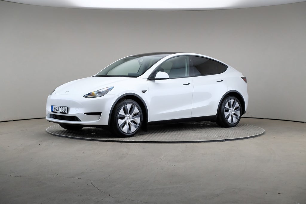 Tesla Model Y Standard Range 299hk RWD