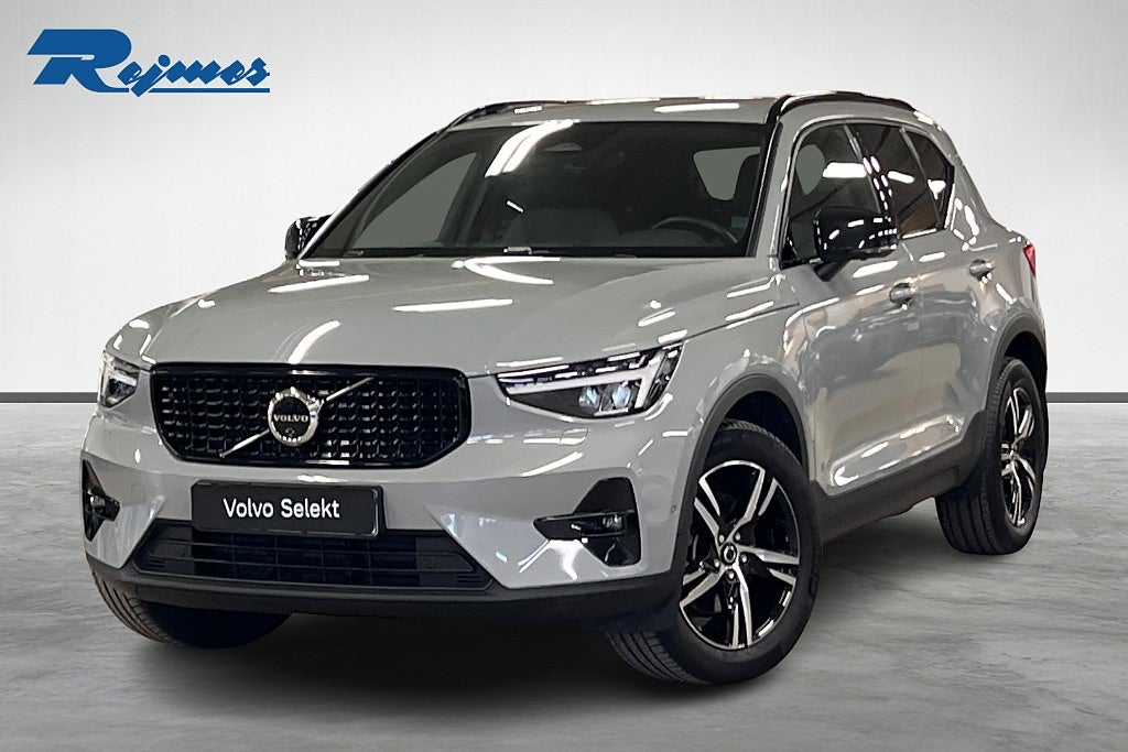 Volvo XC40 B3 FWD Bensin Plus Dark