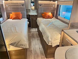 Husbil-halvintegrerad Kabe ROYAL X 780 LT 20 av 33