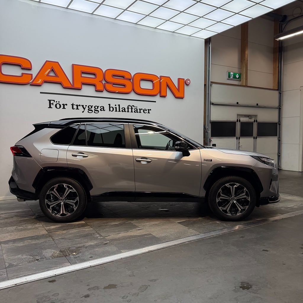 Toyota RAV4 Plug-in Hybrid E-CVT Style Backkamera Navi Drag