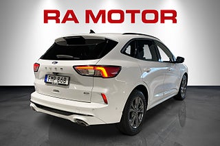 SUV Ford Kuga 5 av 25