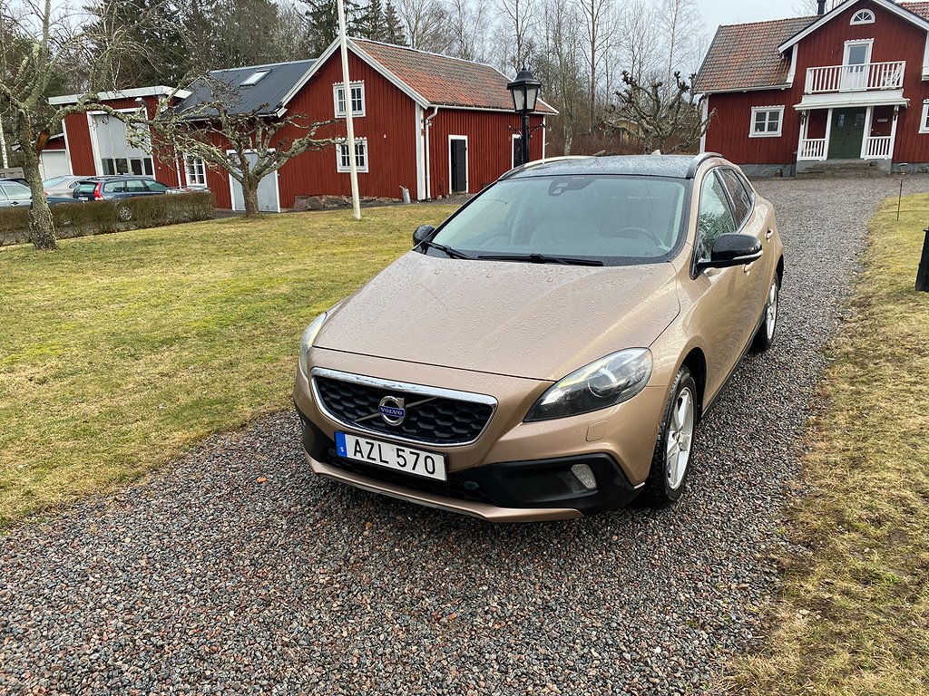 Volvo V40 Cross Country D3 Geartronic Summum Euro 5 Panorama