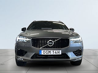 Volvo XC60 B5 AWD Automat R-Design 360°kamera/P-Värm/Pano/H/K/S&V