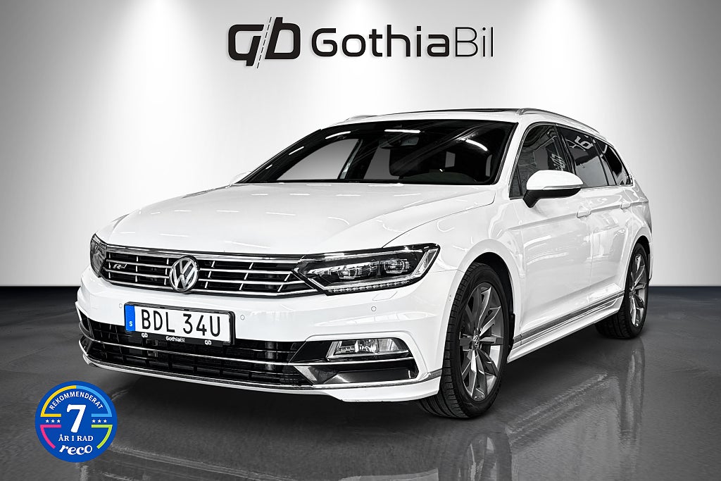 Volkswagen Passat R-line 4Motion Panorama Drag Massage Bluetooth Kamera