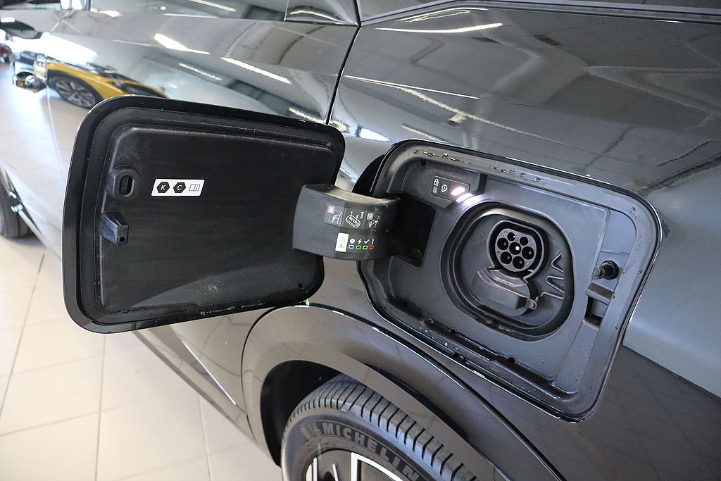 Bild på Peugeot E-5008 GT 214hk Aut - 7-SITS, 360-KAMERA, RATTVÄRME