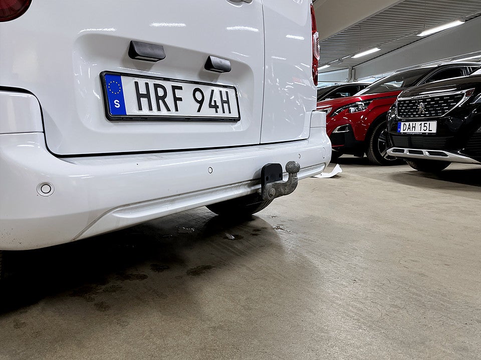 Bild på Peugeot Partner PRO+ 1.5 BHDi 130hk Aut L1 B-KAMERA DRAG