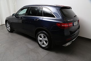 SUV Mercedes-Benz GLC 4 av 25