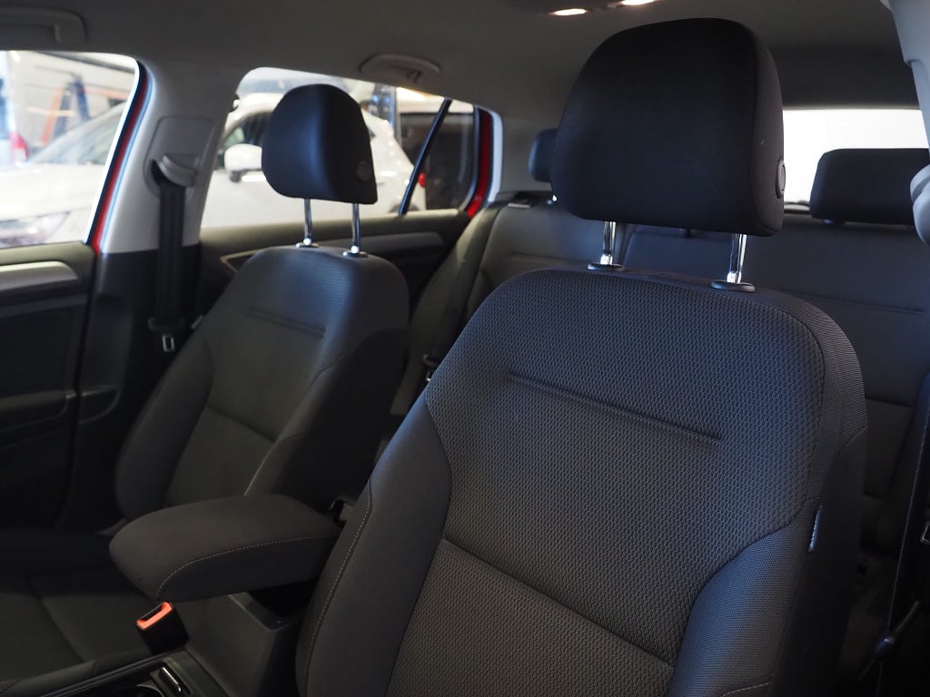 Volkswagen Golf 1.2 TSI 110hk DSG Automat | Adaptiv Farthållare 2016