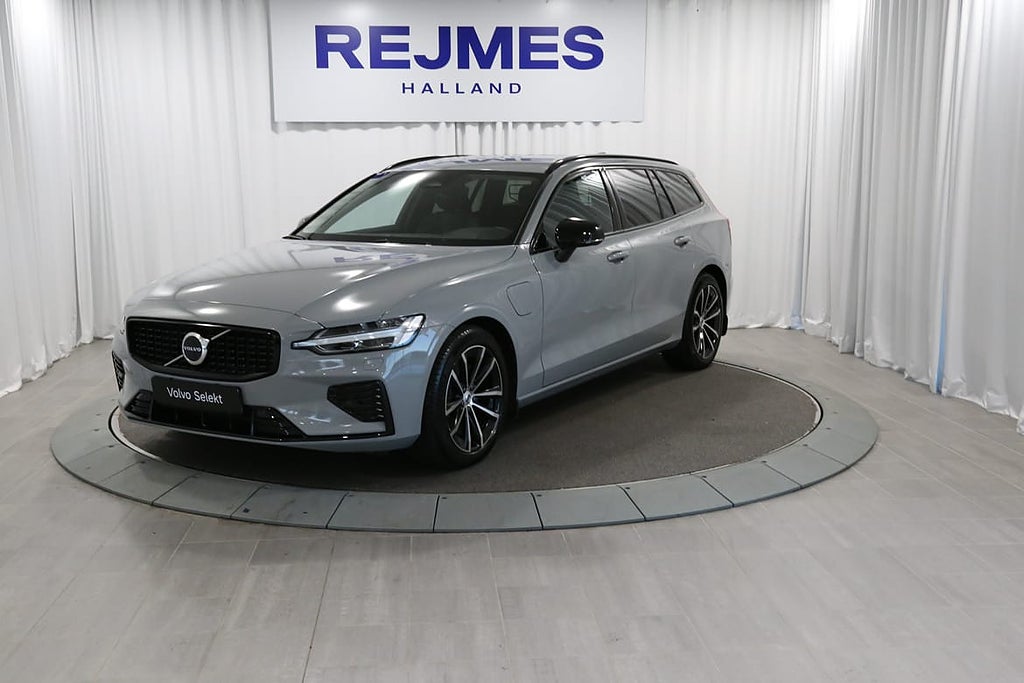 Volvo V60 T6 Plus Dark Edition |Drag |Kamera |Läder |Elstol |Mörkton