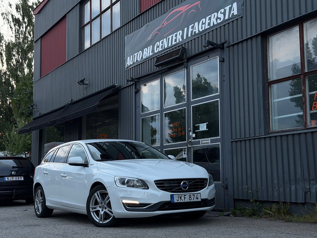 Volvo V60 D5 Twin Engine AWD Geartronic Momentum Euro 6