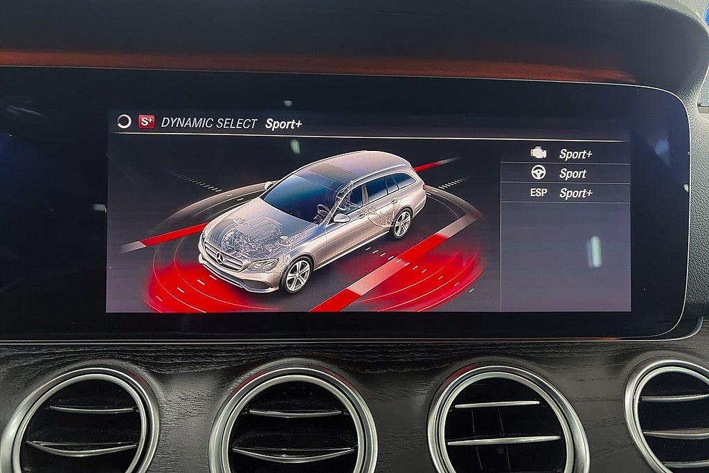 Mercedes-Benz E200 2020