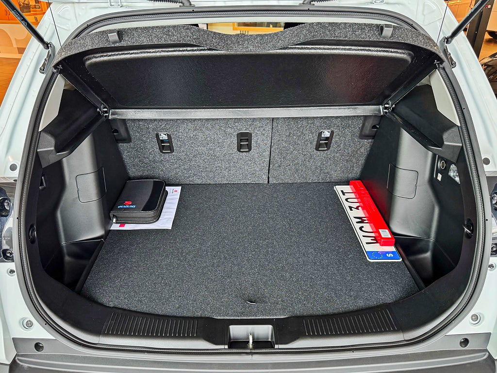 Suzuki S-Cross 1.4T AT Hybrid 2WD Select MC