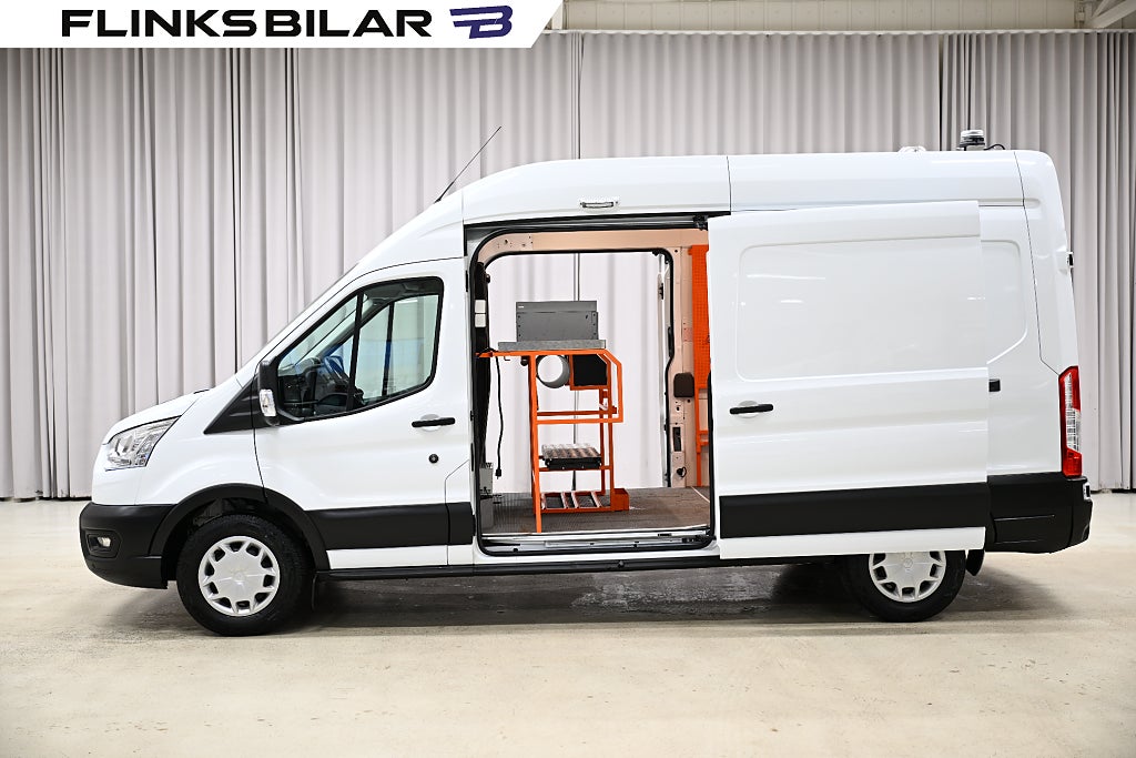 Ford transit 350 2.0 130HK Dubbeldörr|Inredd|Lågmil|Leasebar