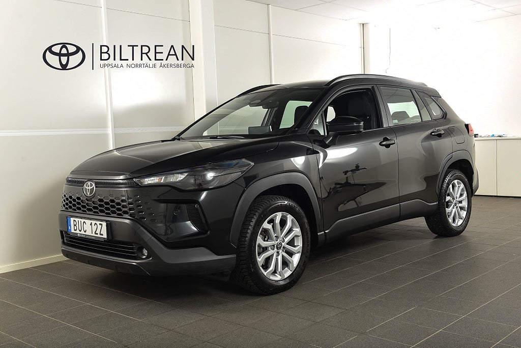 Toyota Corolla Cross 2,0 Elhybrid AWD Active Plus Backkamera Rattvärme
