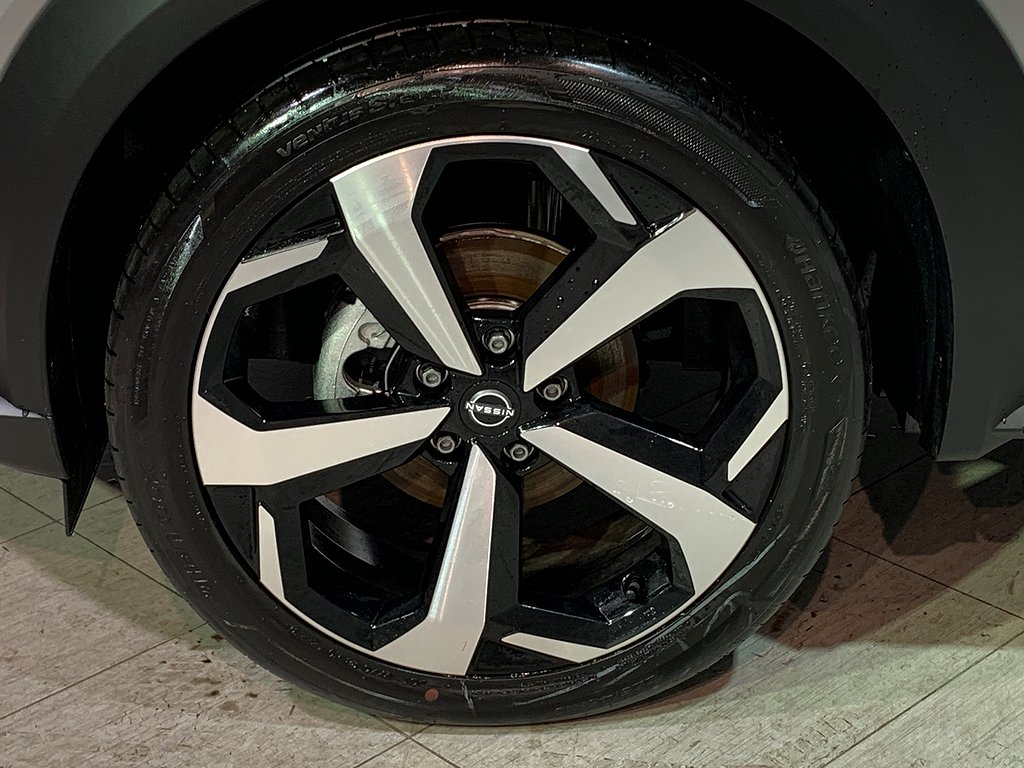 Nissan Juke Hybrid | TEKNA | 19" | BOSE | Läder | MOMS 2024