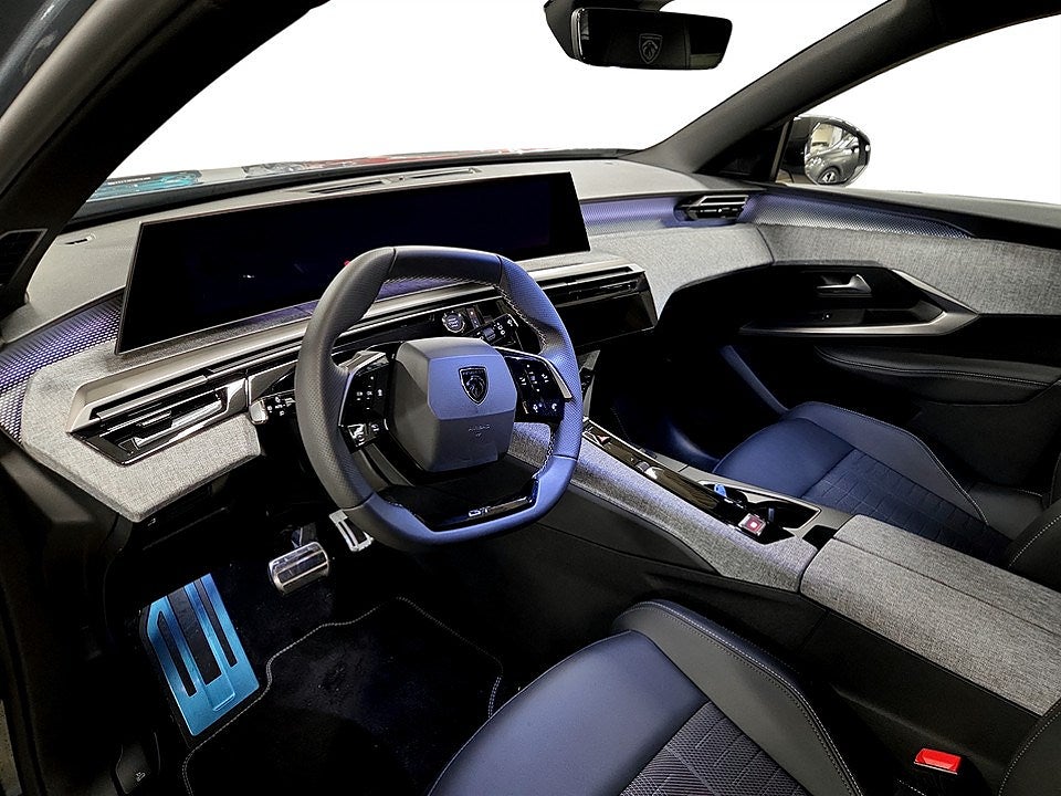 Bild på Peugeot 5008 GT Hybrid 145hk Aut - 7-SITS, B-KAMERA