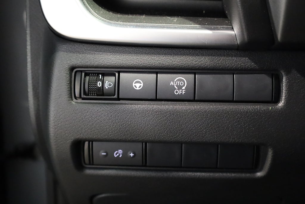 Nissan Qashqai 1,3 DIG-T XTRONIC-CVT 158hk N-Connecta Navi 360°-kamera 2024